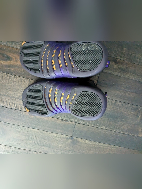 Air Jordan Black & Purple Retro Sneakers main image 5
